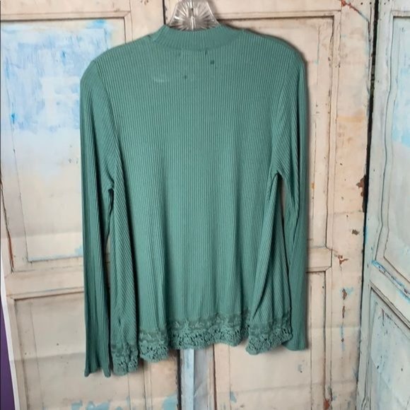 Taylor & Sage Moc Ribbed Turtleneck with Lace Edging at Waist Green - Picture 4 of 5